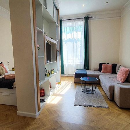 Smaragd Apartman Győr Kültér fotó