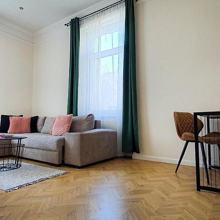 Smaragd Apartman Győr Kültér fotó